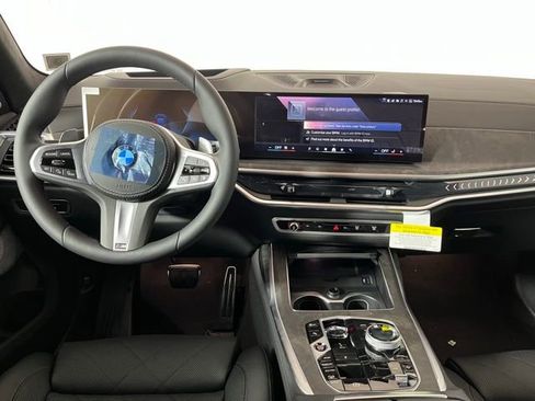 New 2026 BMW X7 xDrive40i image 13