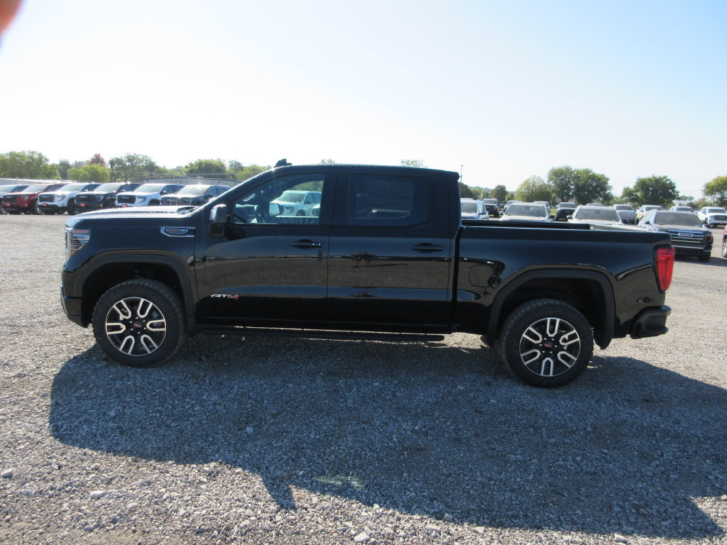 New 2026 GMC Sierra 1500 AT4 w/ AT4 Premium Package AWD/4WD image 11