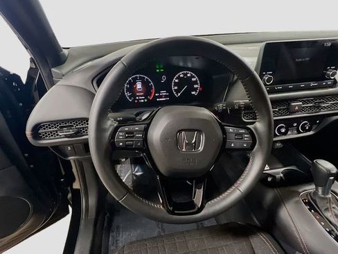 Used 2024 Honda HR-V Sport image 11