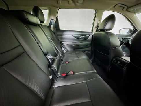 Used 2019 Nissan Rogue SL w/ Premium Package FWD image 26