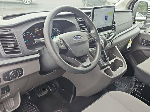 Used 2025 Ford Transit 350 XLT RWD image 11