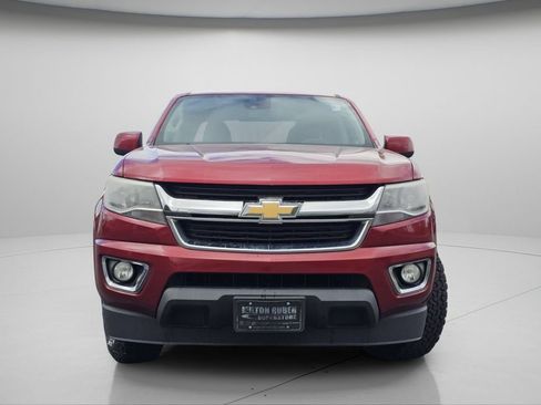 Used 2018 Chevrolet Colorado LT w/ LT Convenience Package RWD image 3