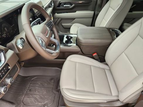 New 2026 GMC Yukon XL Elevation w/ LPO, Floor Liner Package RWD image 28