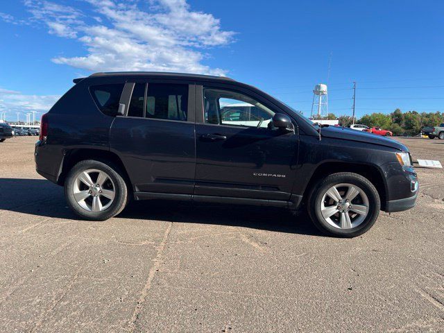 Used 2015 Jeep Compass High Altitude AWD/4WD image 6