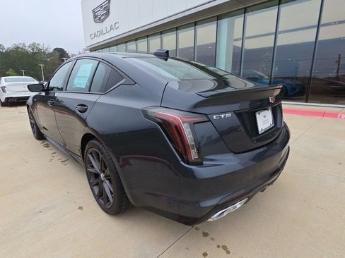 New 2026 Cadillac CT5 V image 3