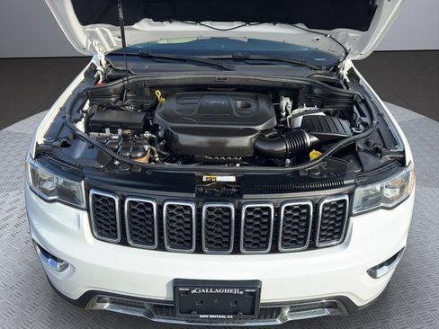 Used 2020 Jeep Grand Cherokee Limited image 25