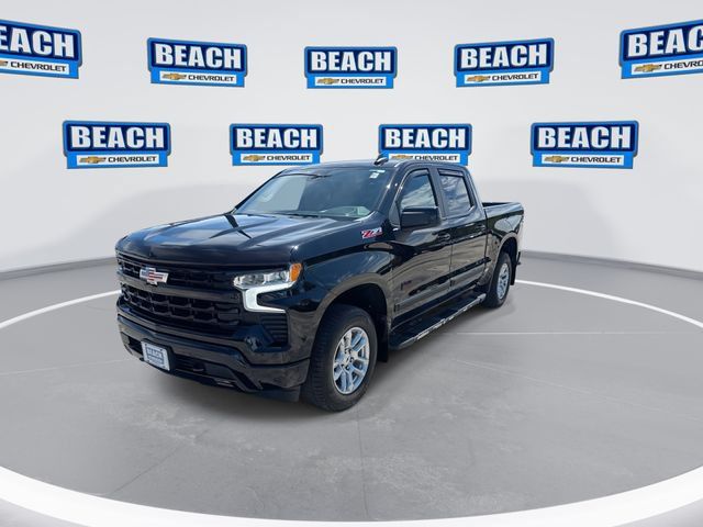 Used 2023 Chevrolet Silverado 1500 RST w/ Z71 Off-Road Package AWD/4WD image 4