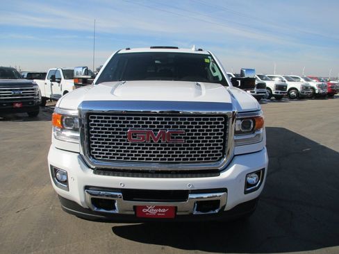 Used 2016 GMC Sierra 3500 Denali w/ Duramax Plus Package image 11