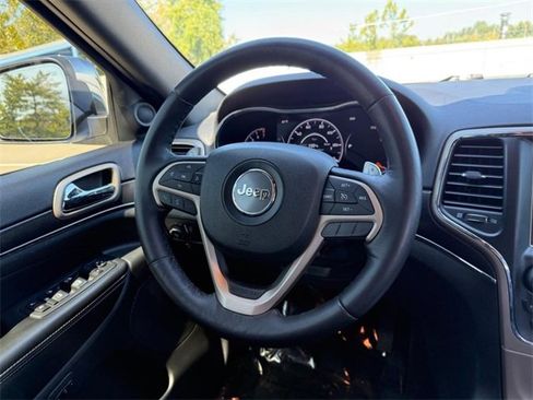 Used 2015 Jeep Grand Cherokee Limited image 12