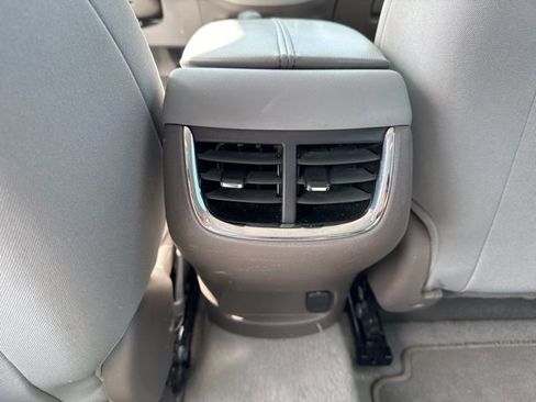 Used 2024 Chevrolet Malibu LT image 9