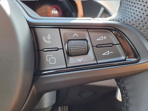 New 2025 Alfa Romeo Giulia w/ Veloce Package Rwd image 17