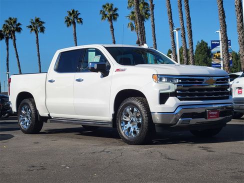 Used 2022 Chevrolet Silverado 1500 LTZ w/ LTZ Premium Package image 38
