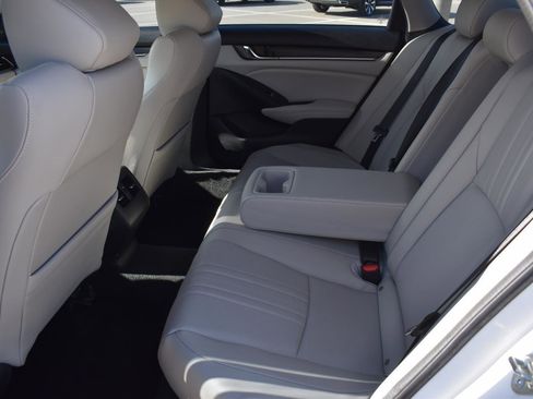 Used 2020 Honda Accord EX-L image 18
