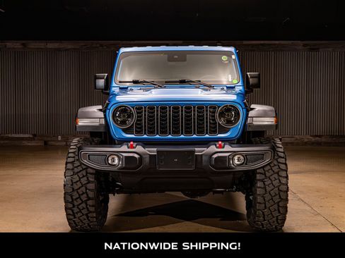 Used 2025 Jeep Wrangler Unlimited Rubicon w/ Convenience Group image 4