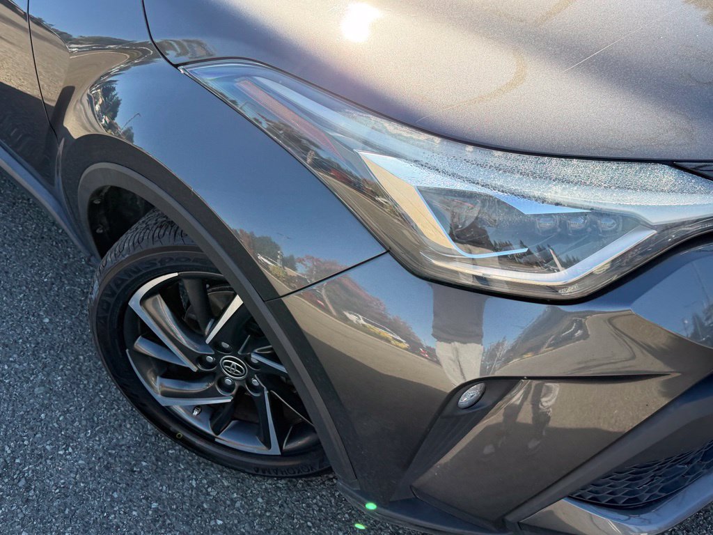 Certified 2022 Toyota C-HR Limited FWD image 2