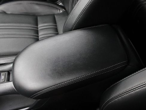 Used 2025 Honda HR-V EX-L image 46
