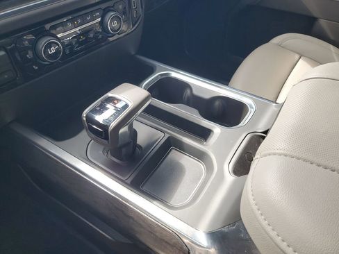 Used 2026 Chevrolet Silverado 1500 LTZ AWD/4WD image 19