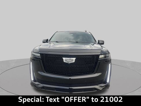 Used 2024 Cadillac Escalade Sport Platinum w/ LPO, Floor Liner Package AWD/4WD image 16