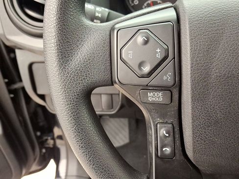 Certified 2022 Toyota Tacoma SR AWD/4WD image 17