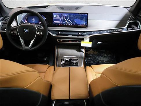 New 2026 BMW X5 xDrive40i AWD/4WD image 15