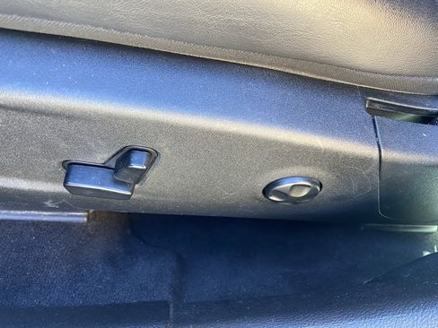 Used 2019 Dodge Charger SXT w/ Leather Interior Group image 9