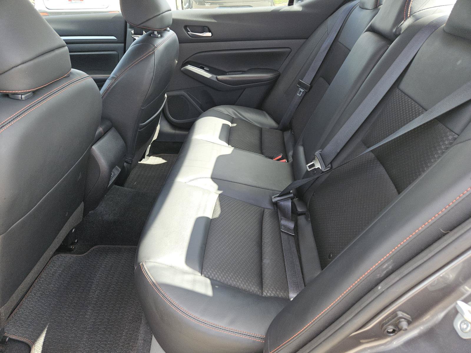 Used 2024 Nissan Altima 2.5 SR FWD image 29
