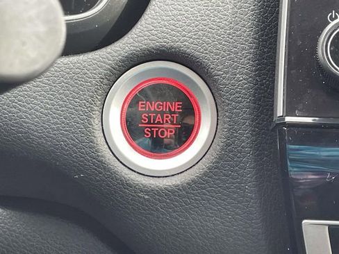 Used 2018 Honda CR-V Touring image 31