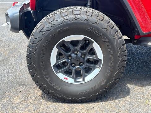 Used 2019 Jeep Wrangler Unlimited Rubicon AWD/4WD image 10