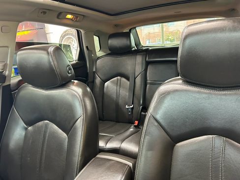 Used 2015 Cadillac SRX Luxury AWD/4WD image 4