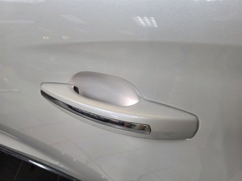 Used 2018 Lincoln MKX Select w/ Select Plus Package image 40