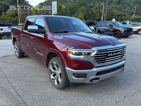 Used 2019 RAM 1500 Limited AWD/4WD image 4