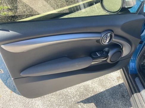 Certified 2024 MINI Cooper 2-Door Hardtop image 15