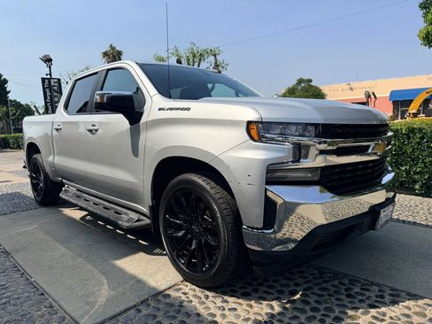Used 2021 Chevrolet Silverado 1500 LT image 3