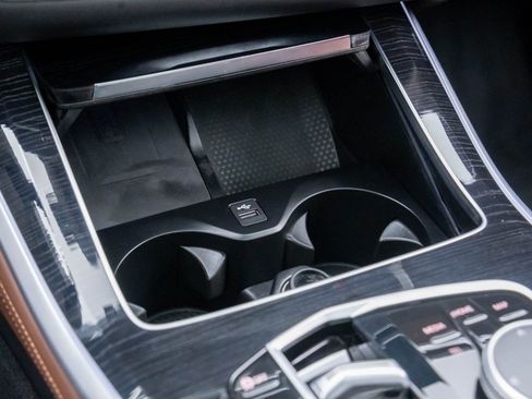 Certified 2024 BMW X5 xDrive40i w/ M Sport Package image 29