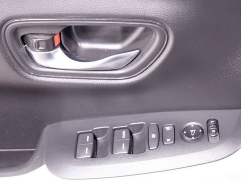 Certified 2023 Honda HR-V LX image 23