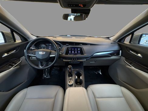 Certified 2023 Cadillac XT4 Luxury image 23