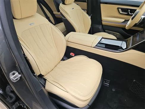 Used 2024 Mercedes-Benz S 63 AMG S image 24