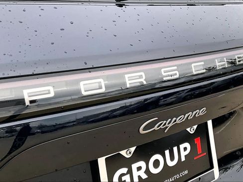 Used 2023 Porsche Cayenne image 56