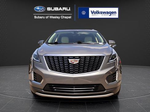 Used 2021 Cadillac XT5 Premium Luxury FWD image 3