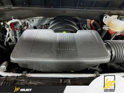 Used 2024 Chevrolet Silverado 1500 LT AWD/4WD image 34