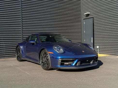 Used 2024 Porsche 911 Carrera GTS image 7