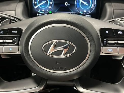 Used 2022 Hyundai Tucson SEL w/ Cargo Package AWD/4WD image 16