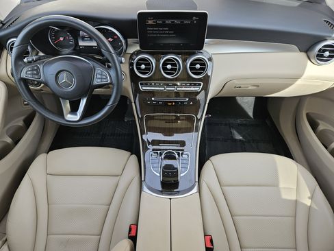 Used 2018 Mercedes-Benz GLC 300 GLC 300 image 25
