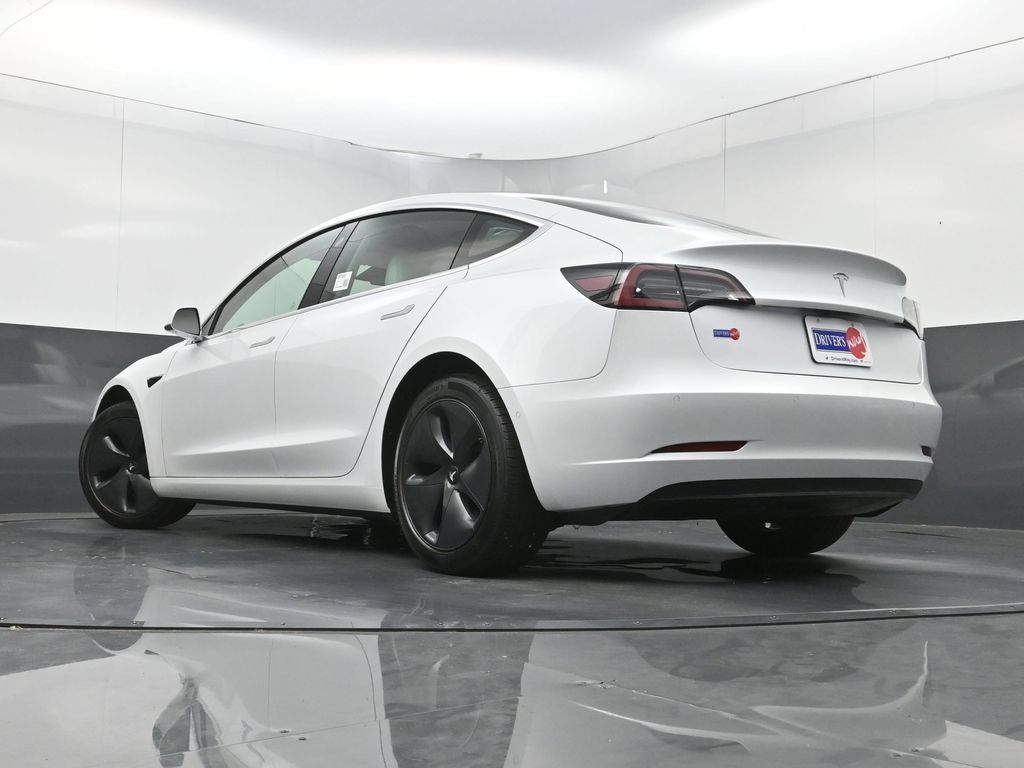 Used 2020 Tesla Model 3 Standard Range Plus RWD image 27