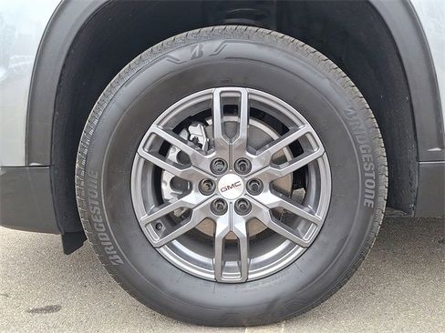 Certified 2025 GMC Acadia Elevation image 8