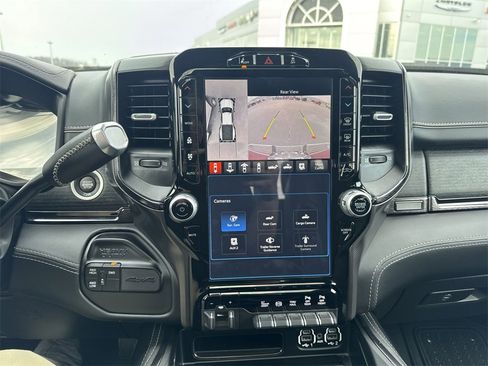 Used 2024 RAM 3500 Limited image 17