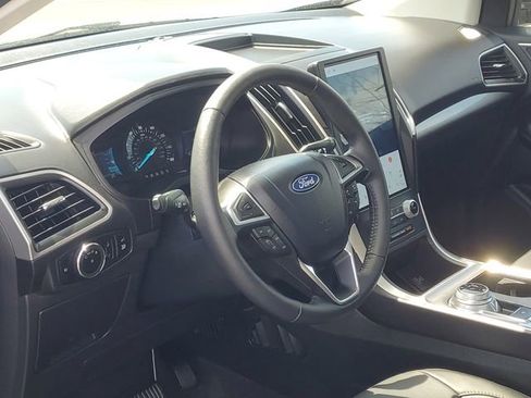 Certified 2024 Ford Edge SEL w/ Convenience Package AWD/4WD image 13