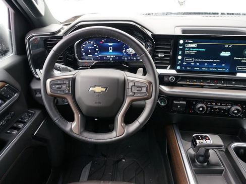 Used 2022 Chevrolet Silverado 1500 High Country w/ High Country Premium Package image 21