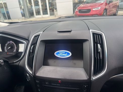 Used 2019 Ford Edge Titanium w/ Equipment Group 301A image 6