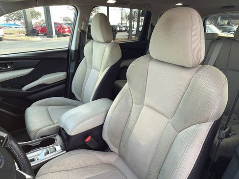 Used 2019 Subaru Ascent Premium image 15
